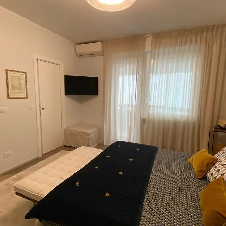 Incantevole Con Posto Auto Riservato-clic House *