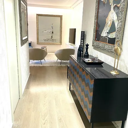 Incantevole Con Posto Auto Riservato-clic House דירה *